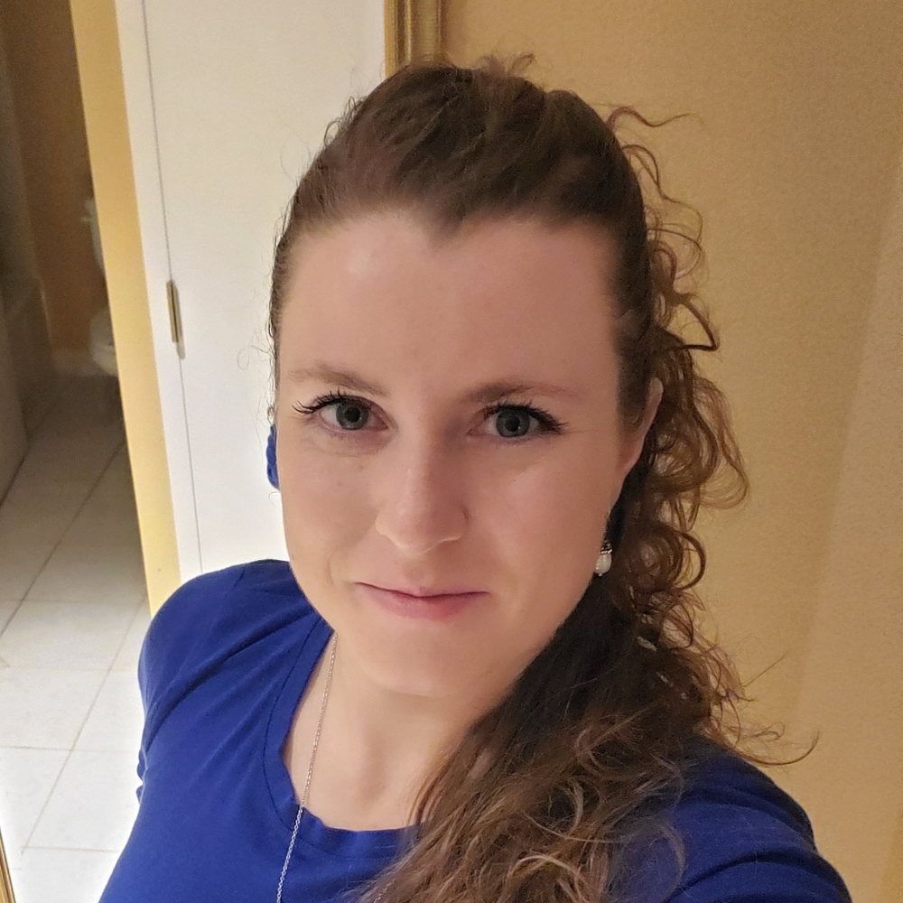 Meet your Posher, Carly